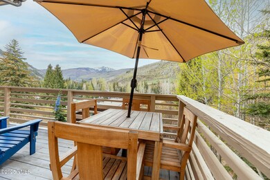 2505_wren_house_16_exterior_deck_b