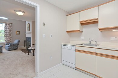 760 Highland Ave unit 19, Needham Heights, MA 02494 - photo 7