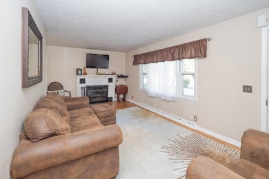 309 Brigham St-104