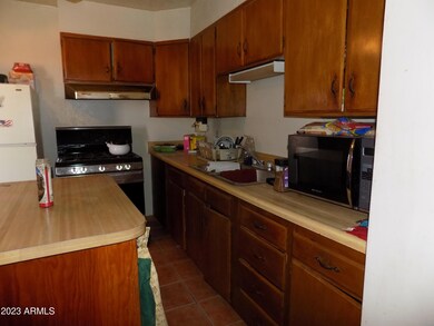 Kitchen 2