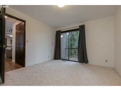Bedroom, Primary