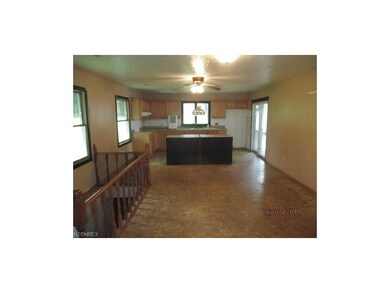 4364 E Lake Rd, Sheffield Lake, OH 44054 - photo 7