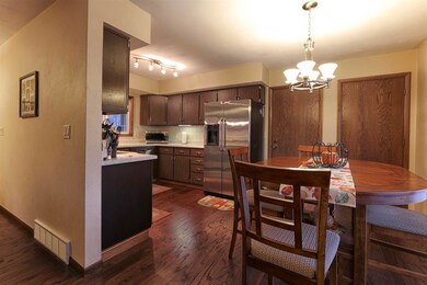 1622 W 12th St, Cedar Falls, IA 50613 - photo 5