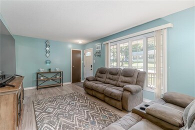 4301 SE 6th St, Des Moines, IA 50315 - photo 5