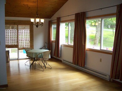 1419 Melrose Terrace unit E-187, East Stroudsburg, PA 18301 - photo 4