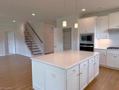 7607 Valhalla Way, Greensboro, NC 27409 - photo 5