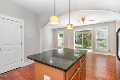 3828 Amelia Park Dr, Raleigh, NC 27606 - photo 7