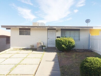 2722 Mckinley Ave, El Paso, TX 79930 - photo 2