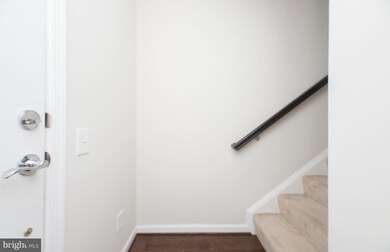 16866 Porters Inn Dr unit 44, Dumfries, VA 22026 - photo 4