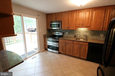 4402 Vantage Ct, Alexandria, VA 22306 - photo 7