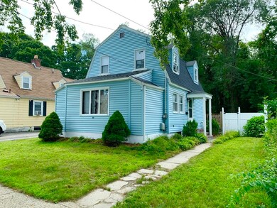 8 Salem St, Lawrence, MA 01843 - photo 2