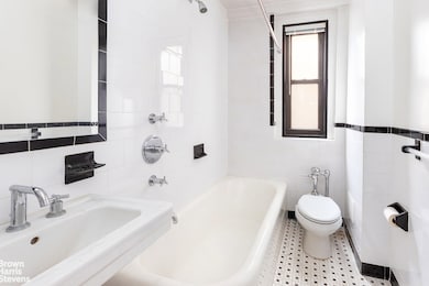 The Gemstone unit 3C, New York, NY 10023 - photo 7