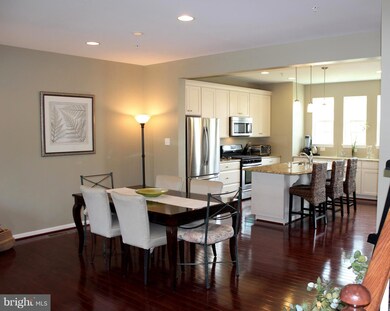 9817 Solar Course, Laurel, MD 20723 - photo 5