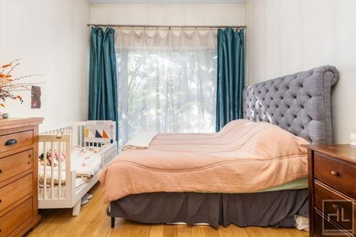 727 Dean St unit 2F, Proshei, NY 11238 - photo 7