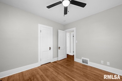 1921 Lillie Ave, Davenport, IA 52804 - photo 7