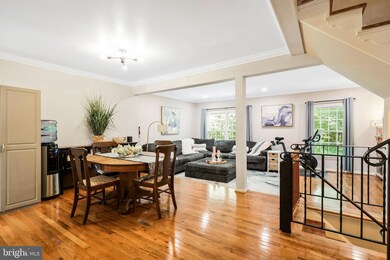 7940 Bethelen Woods Ln, Springfield, VA 22153 - photo 3