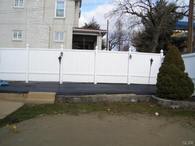 1801 W Linden St, Allentown, PA 18104 - photo 4