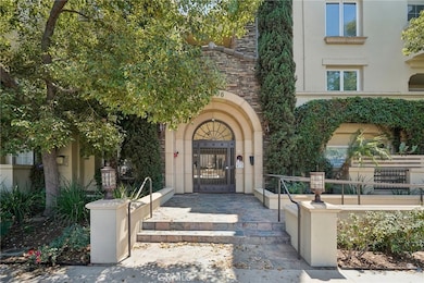 15206 Burbank Blvd unit 211, Sherman Oaks, CA 91411 - photo 2