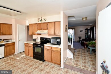 212 Manor Terrace, Hyattsville, MD 20785 - photo 2