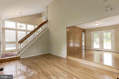 11809 Tree Fern Ct, Reston, VA 20191 - photo 5