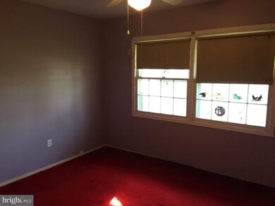 40 Peachfield Ln, Willingboro, NJ 08046 - photo 7