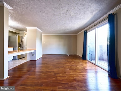 19621 Gunners Branch Rd unit 821, Germantown, MD 20876 - photo 3