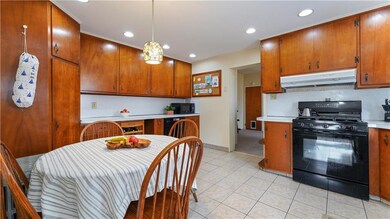 330 E Wall St, Bethlehem, PA 18018 - photo 7