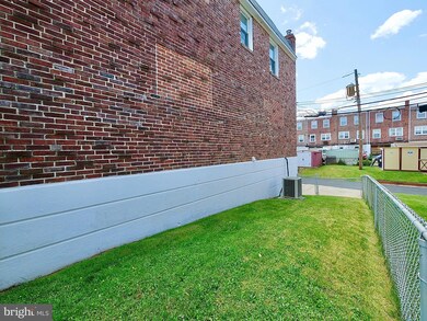 822 Crescent Dr, Glenolden, PA 19036 - photo 5