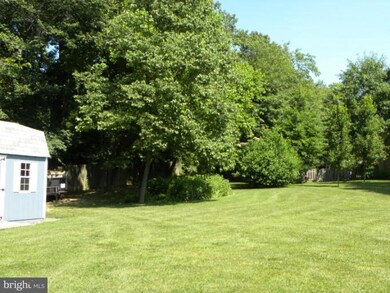 326 Kalorama Rd, Sykesville, MD 21784 - photo 3