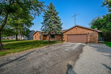 19036 Wapakoneta Cridersville Rd, Wapakoneta, OH 45895 - photo 7