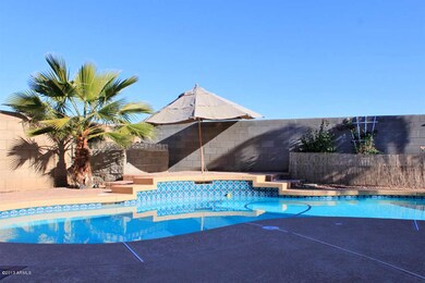 003Pool2