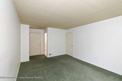 66 Players Cir, Tinton Falls, NJ 07724 - photo 6