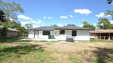 7230 Colton St, Houston, TX 77016 - photo 2