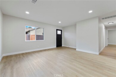 13507 Raven St, Sylmar, CA 91342 - photo 3