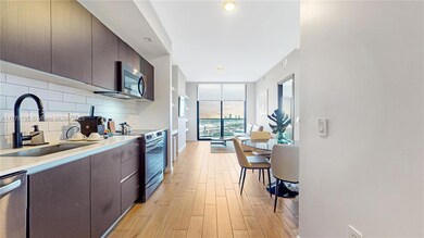 The Elser unit 2111, Miami, FL 33132 - photo 6