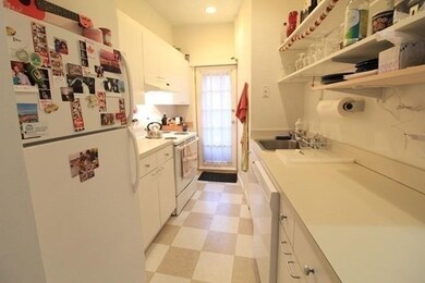 124 Hancock St unit 1, Cambridge, MA 02139 - photo 4