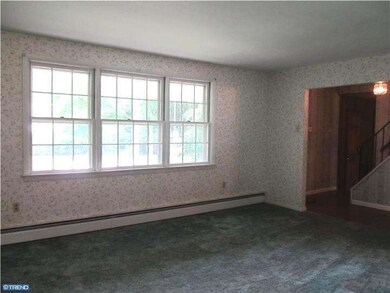 548 Valley Brook Dr, Lansdale, PA 19446 - photo 5