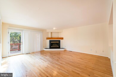 2314 Yvonnes Way, Dunn Loring, VA 22027 - photo 7