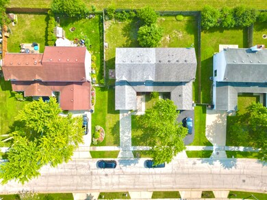 67 Stonefield Dr, Glendale Heights, IL 60139 - photo 4