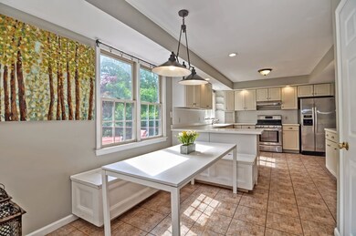 43 Hillando Dr, Shrewsbury, MA 01545 - photo 4