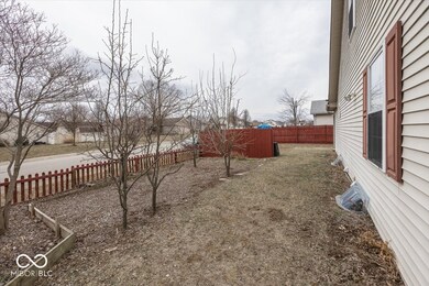 2888 Prairie Stream Way, Columbus, IN 47203 - photo 6