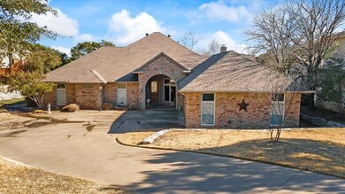 5121 Largo Dr, Granbury, TX 76049 - photo 2