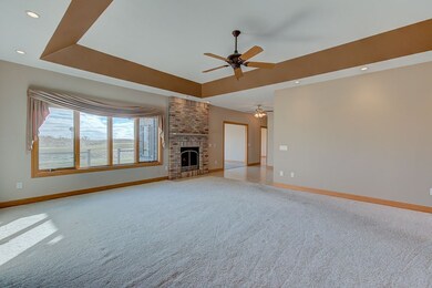 620 Bergamont Blvd, Oregon, WI 53575 - photo 4