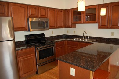 6 Clark Place, Columbus, OH 43201 - photo 4