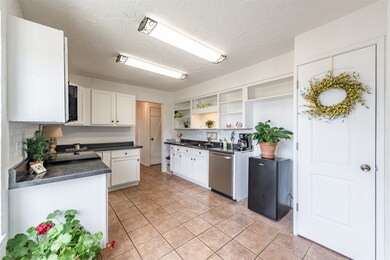 716 Dairy Ln, Alvarado, TX 76009 - photo 7