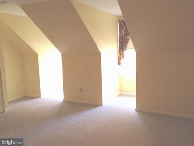 824 Westfield Dr unit B7, Cinnaminson, NJ 08077 - photo 4
