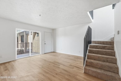 LIVING AREA TO STAIRWAY