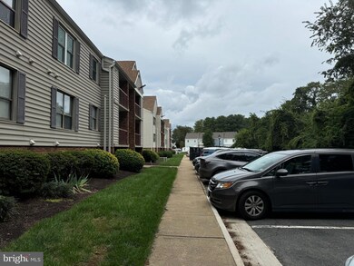 202 Buckingham Ln unit 302, Stafford, VA 22556 - photo 2