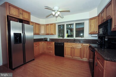 1336 Woodridge Ln, Sykesville, MD 21784 - photo 6