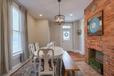 Dining Rm